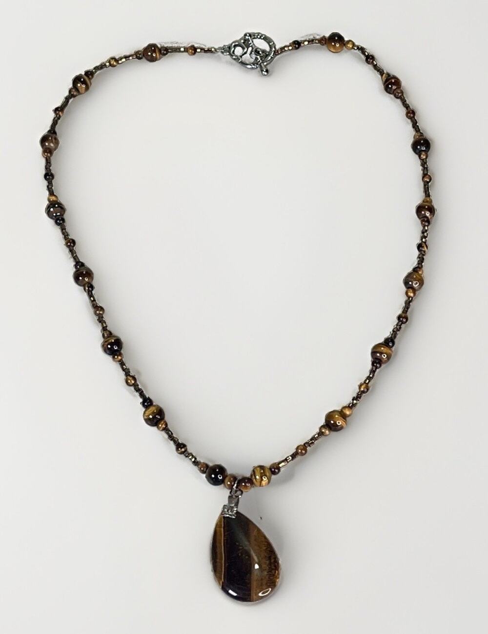 Vintage Tiger’s Eye Beaded Necklace Silver Plated Teardrop Pendant 20” 14.7g